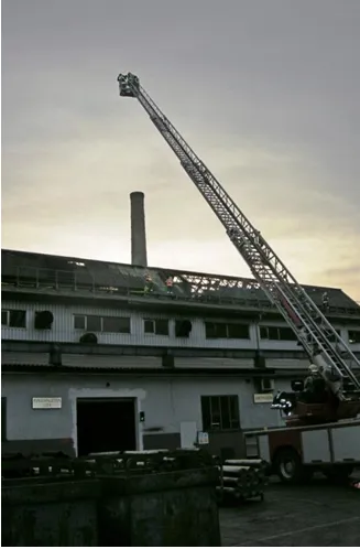 eine Totale einer Kräne