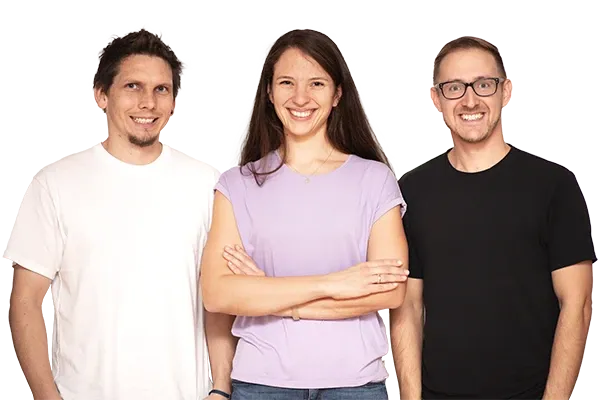 Eine Gruppe von Menschen posiert für ein Foto.